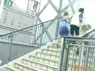 Ázijské rana práce na the schody